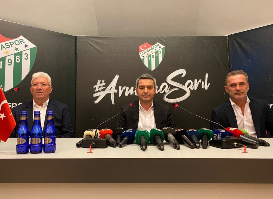 Bursaspor’da Tahsin Tam ve İsmail Ertekin basın toplantısı düzenledi