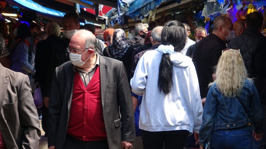 Sokakta sigra içmek artık yasak!