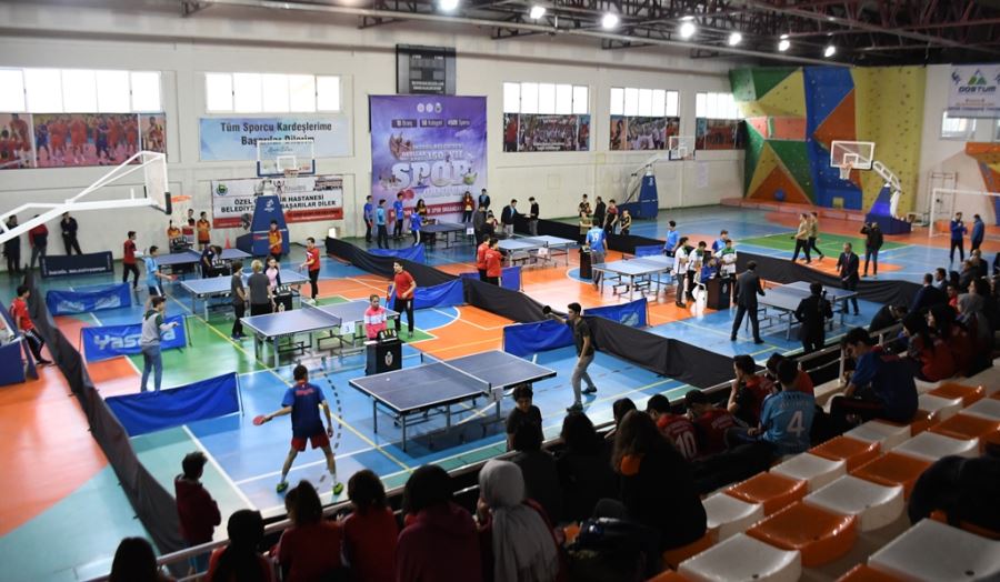 İNEGÖLLÜ BEŞ BİN ÖĞRENCİ YARIŞACAK