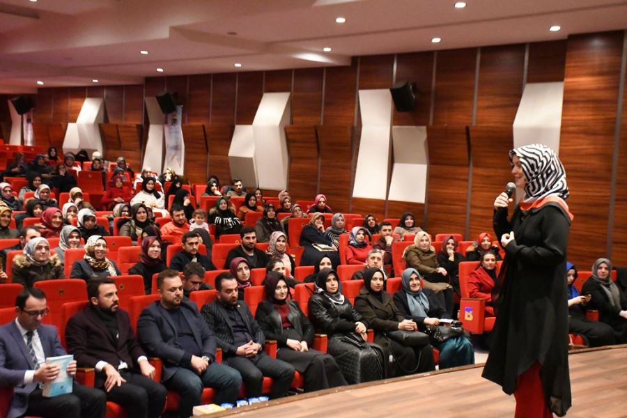 Yazarlar İnegöllülerle Buluştu