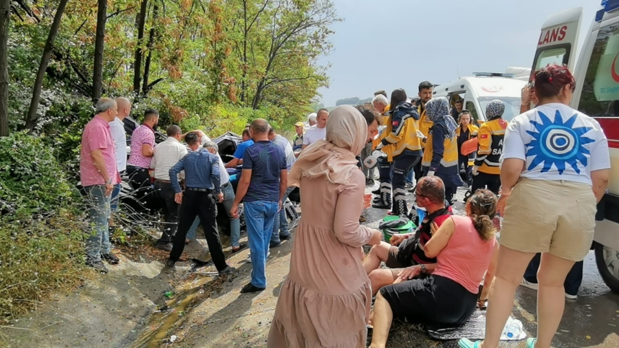 İnegöl’de kaza 3 yaralı