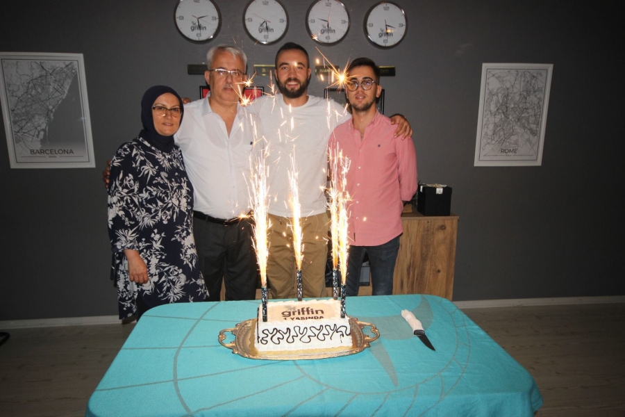 GRİFFİN TURİZM 4 YAŞINDA