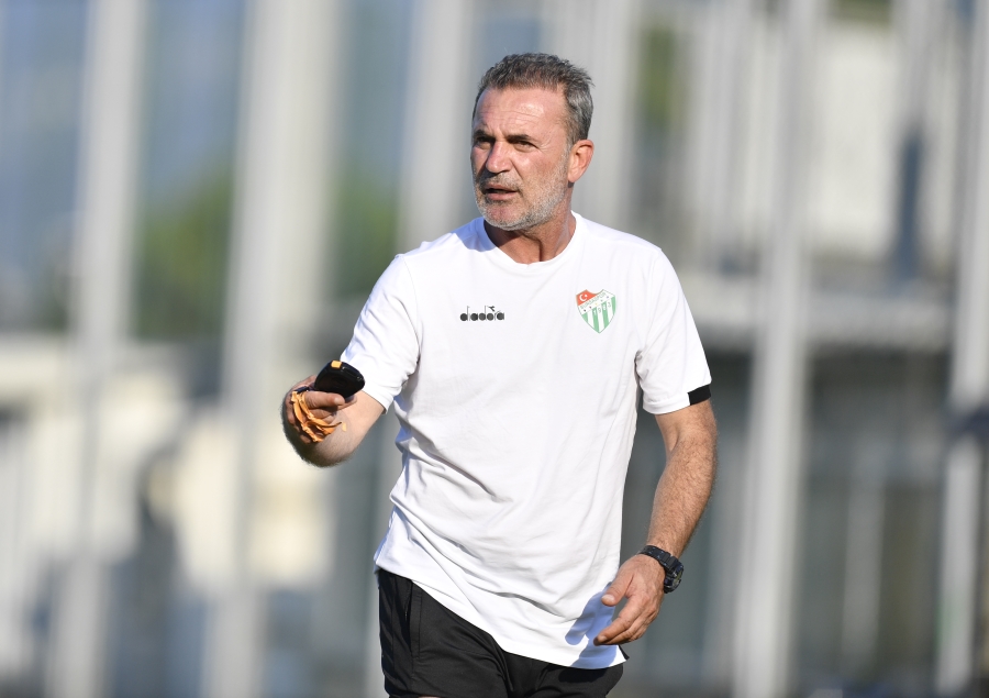  Bursaspor’da as kadro oluşturulmaya çalışılıyor