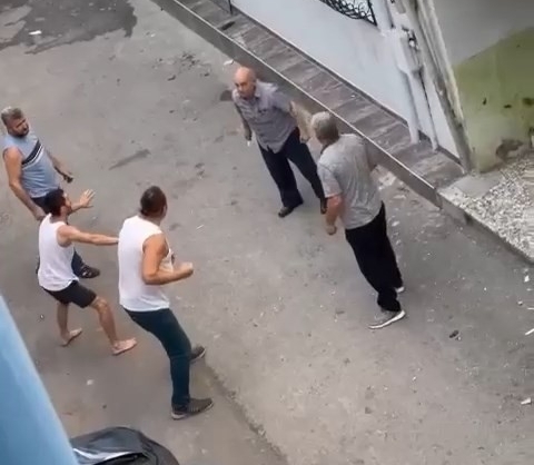 Kavgada bıçaklar konuştu