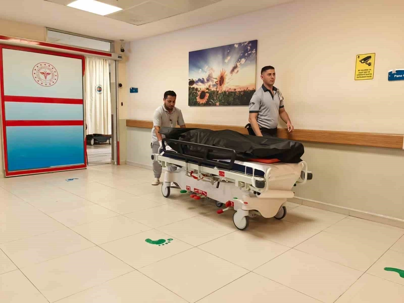 Evinde hareketsiz bulunan Mısırlı adam hayatını kaybetti
