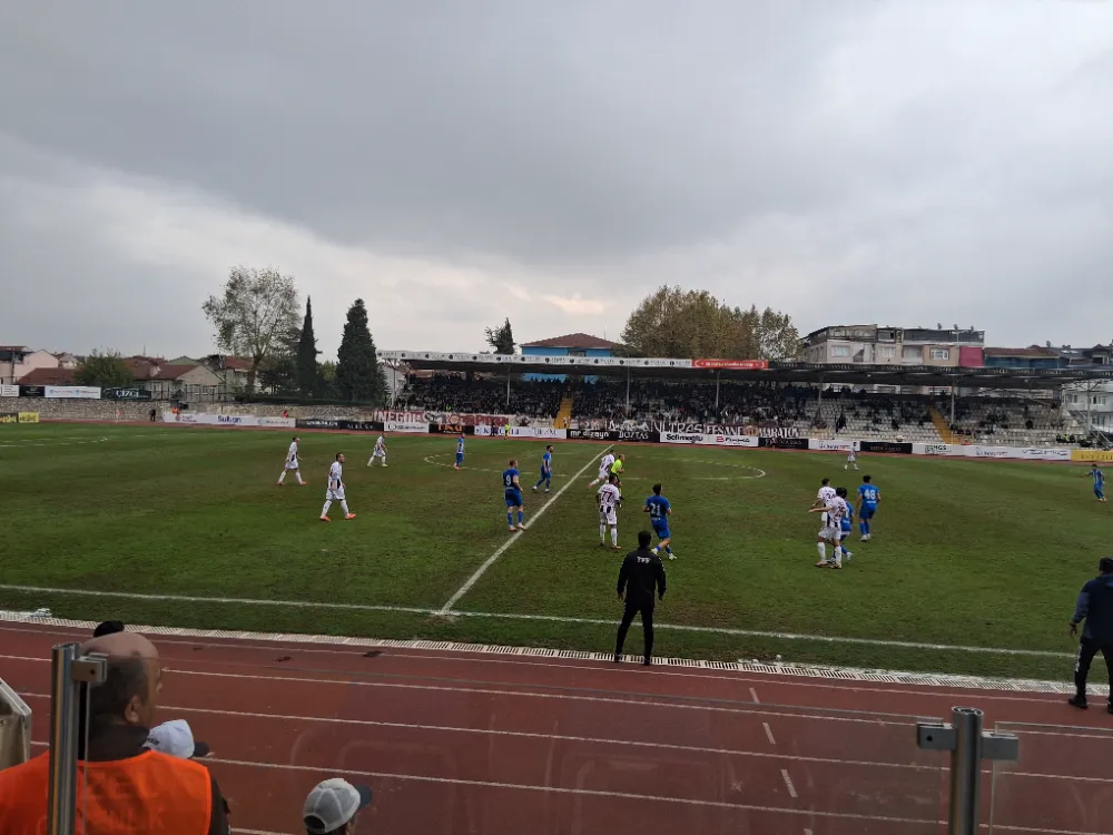 İnegölspor Evinde Farklı Kazandı: 3-0