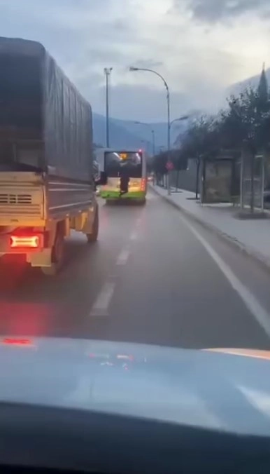 Trafikte tehlikeli anlar
