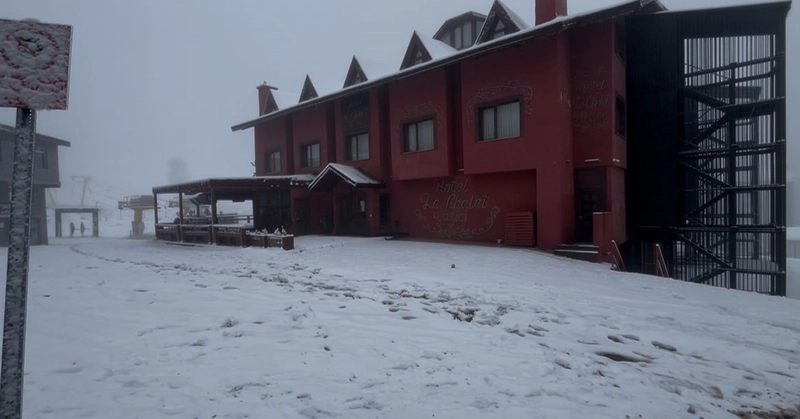 Uludağ’da kar var oteller kapalı
