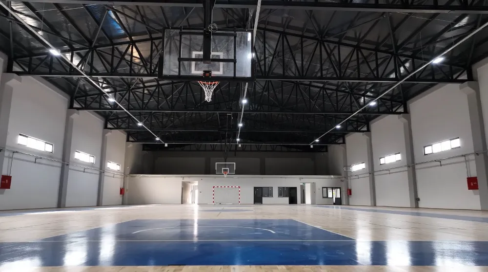 Gemlik Spor Salonu açılış için gün sayıyor