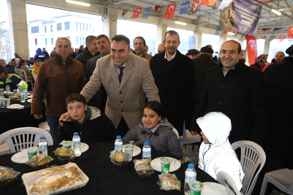 Orhaneli iftar sofrasında bir araya geldi