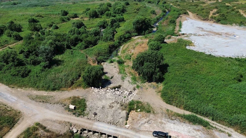 İznik’te kuraklık alarmı...Çakırca deresi kurudu, göl çekilmeye başladı
