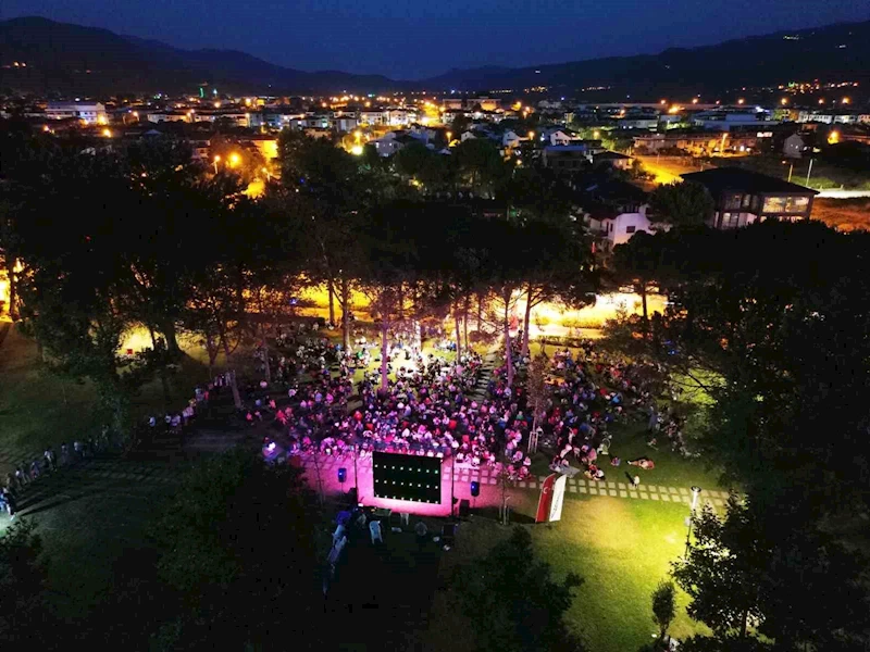 İznik’te nostaljik yaz akşamları başladı
