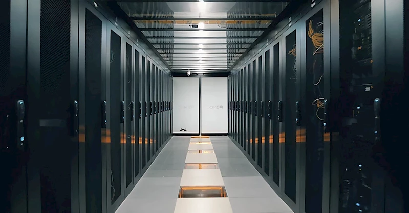 Maliyet avantajı ve donanım kontrolü kiralık sunucularda buluşuyor

