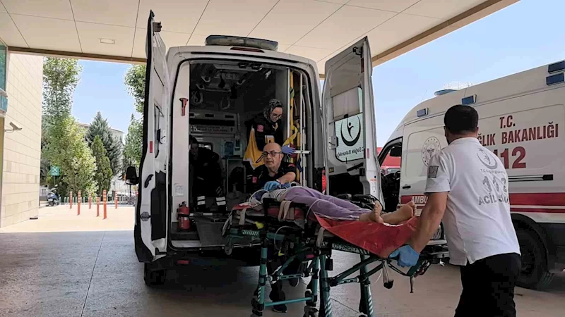 Evde otururken kalbi duran kadın hayatını kaybetti
