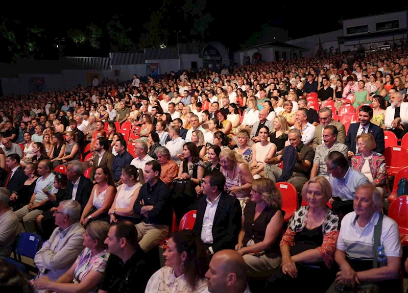 63. Uluslararası Bursa Festivali’ne muhteşem açılış
