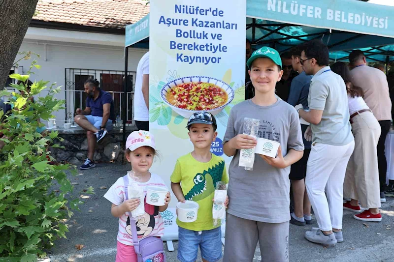 Nilüfer’de aşure bereketi
