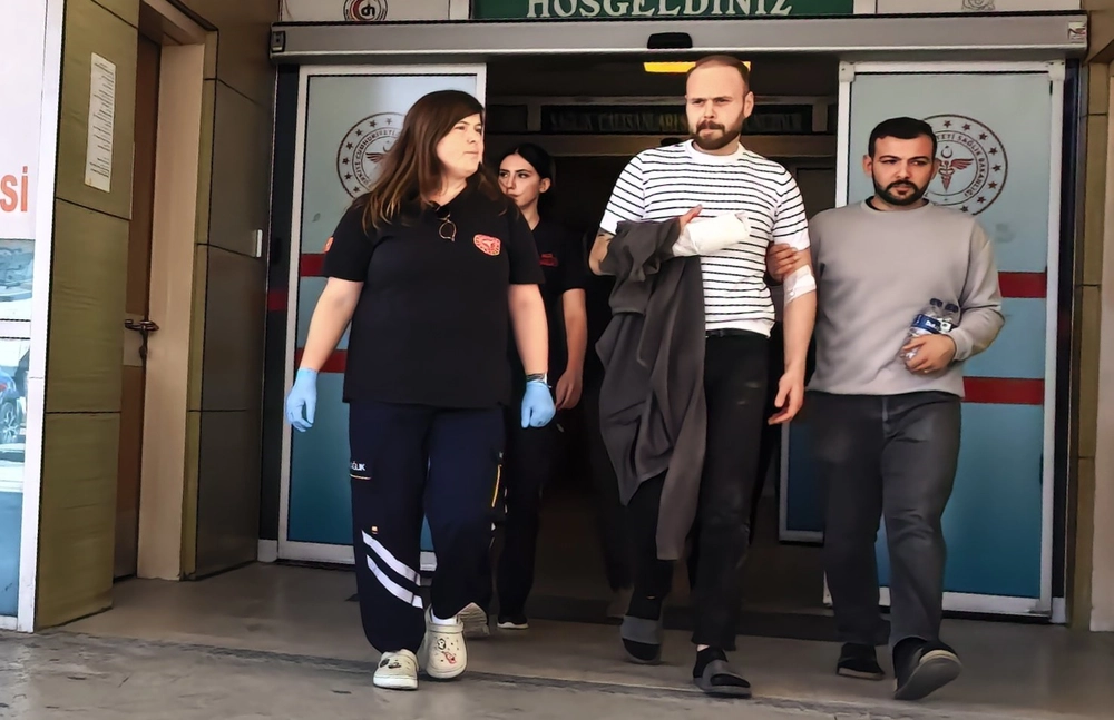 İnegöl'de Mobilya Fabrikasında Çalışan İşçi Testere Kazasında Yaralandı