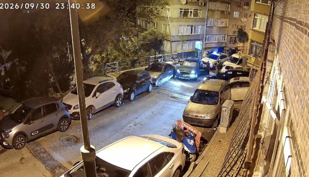 Polisten Kaçan Programcı Deniz Türkeri Şişli'de Park Halindeki Araçlara Çarparak Kaza Yaptı