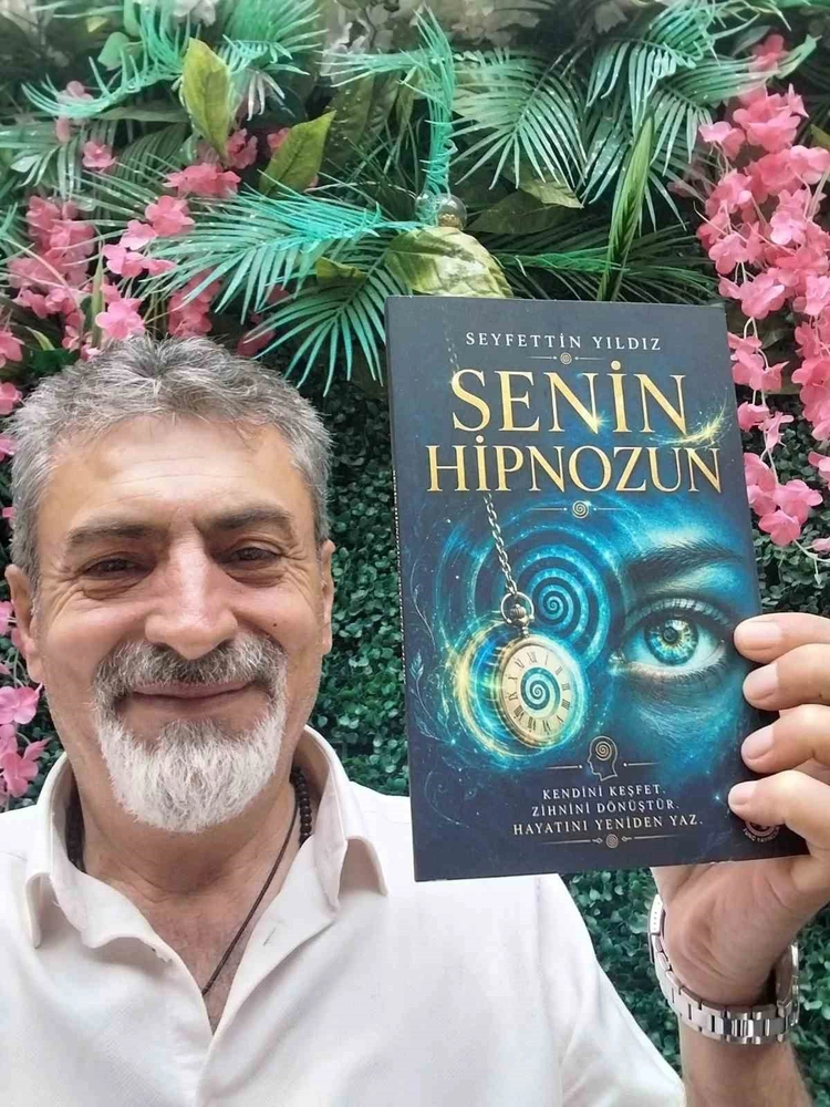 Emekli Öğretmen Seyfettin Yıldız'dan Şiirden Psikolojiye Uzanan Zengin Eser Yelpazesi
