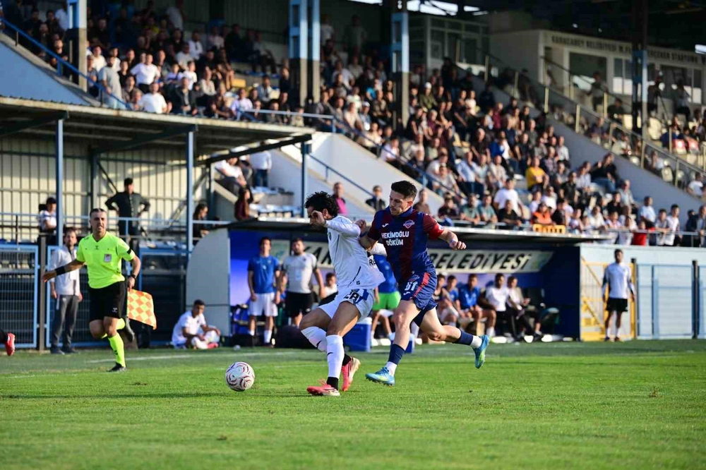 Karacabey Belediyespor ve 1461 Trabzon FK Karşılıklı Gollerle Berabere Kaldı