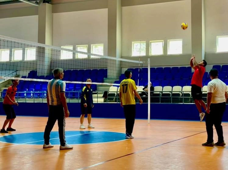 Bilecik’te kurumlar voleybol maçında buluştu
