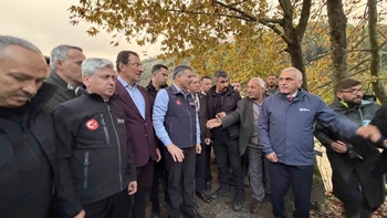 Bakan Çiftçi, yaraların sarılmaya çalışıldığı bölgeyi ziyaret etti
