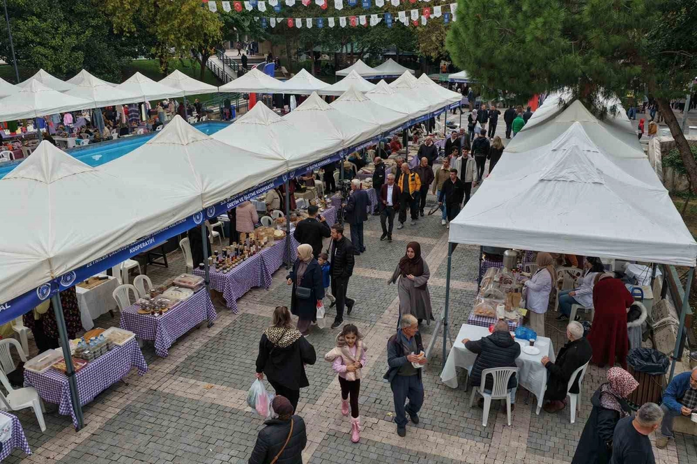 ’Meydan Kadınların’ Dayanışma Pazarı 21’inci kez kuruldu
