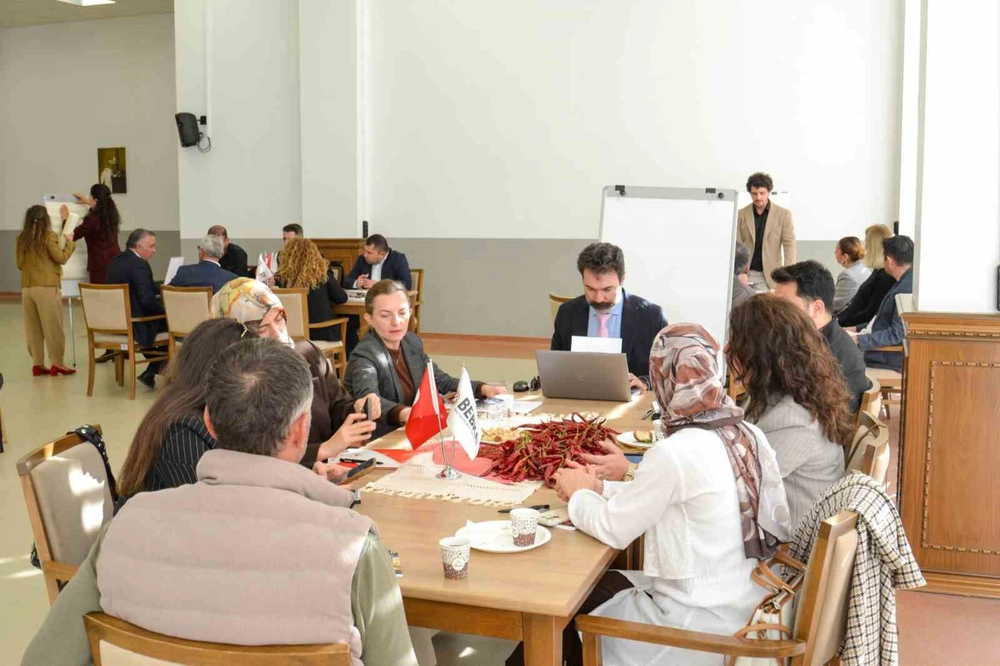 Bilecik’te tescilli ’Çukurören Biberi Analiz Çalıştayı’ gerçekleştirildi