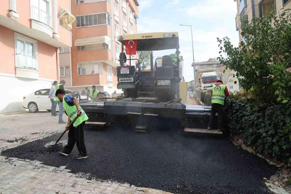 Gebze’de yol bakım ve onarım çalışmaları sürüyor
