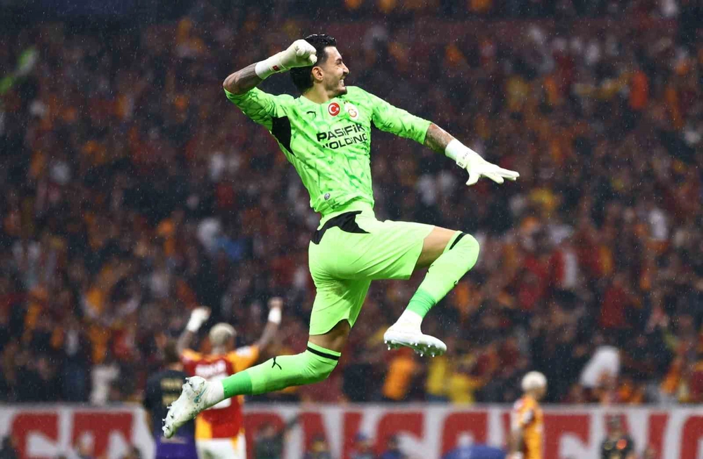 Derbide gözler kalecilerde
