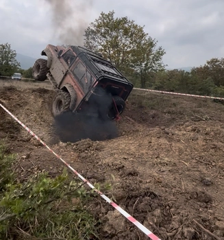 Kapıdağ Off-Road Ekibi, Mustafakemalpaşa’dan kupalarla döndü