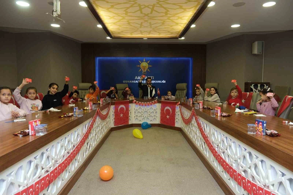 AK Parti Osmangazi’den 29 Ekim’e anlamlı etkinlik
