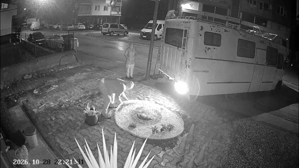 Bursa’da inanılmaz kiracı-mülk sahibi gerilimi kamerada
