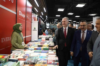 İnegöl Kitap Günleri 10. Yılında Büyük Bir Kültür Şöleni İçin Hazırlanıyor