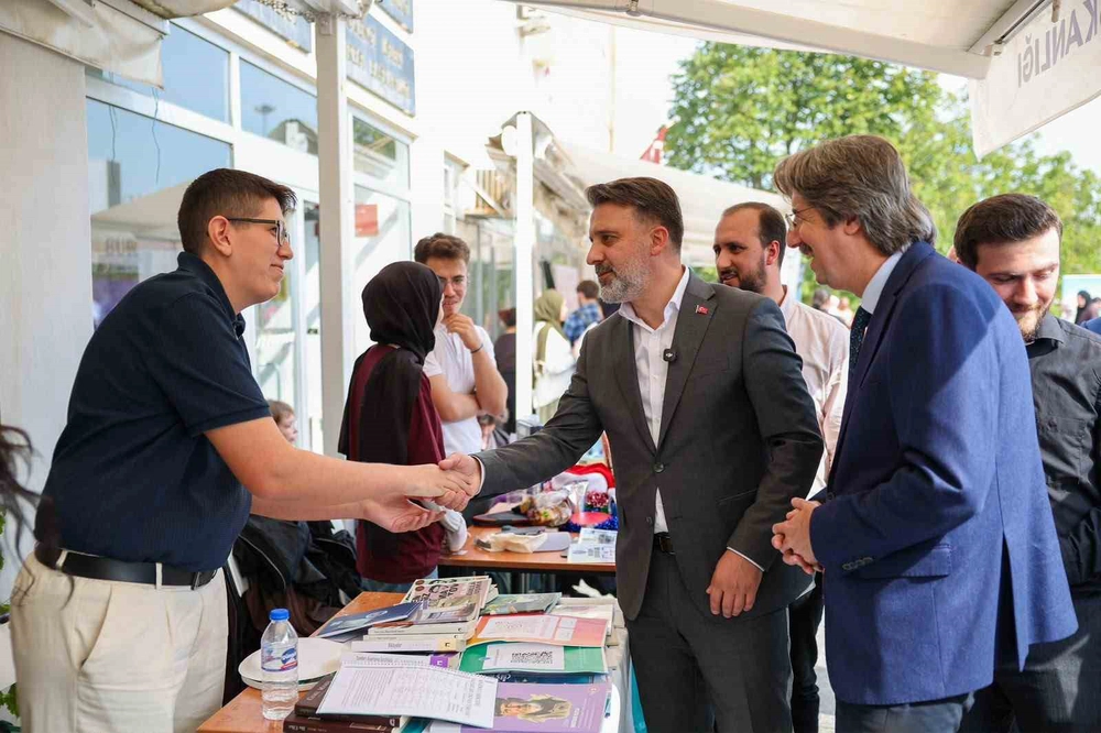 Bursa Uludağ Üniversitesi'nde Gençlerin Heyecanına Ortak Oldu
