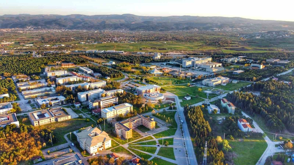 BUÜ’den aday öğrenciler için dijital tanıtım atağı
