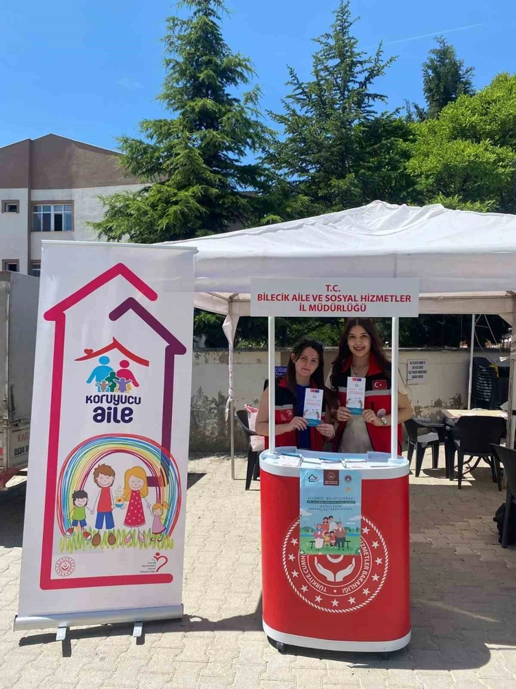 Bilecik’te koruyucu aile tanıtım standı açıldı
