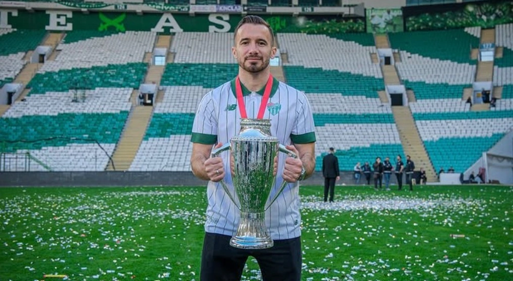 Talha Yünkuş, Bursaspor’a veda etti
