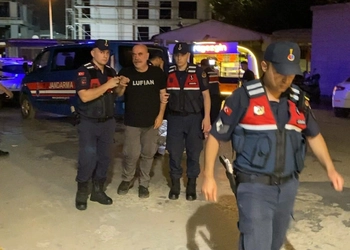 Adli kontrolle serbest kalan ünlü yönetmen Ezel Akay: "Mahkeme sonunda her şeyi öğreneceksiniz"