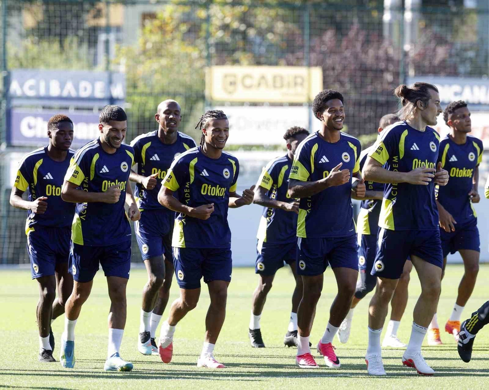 Fenerbahçe, Gornik Zabrze maçı hazırlıklarını sürdürdü
