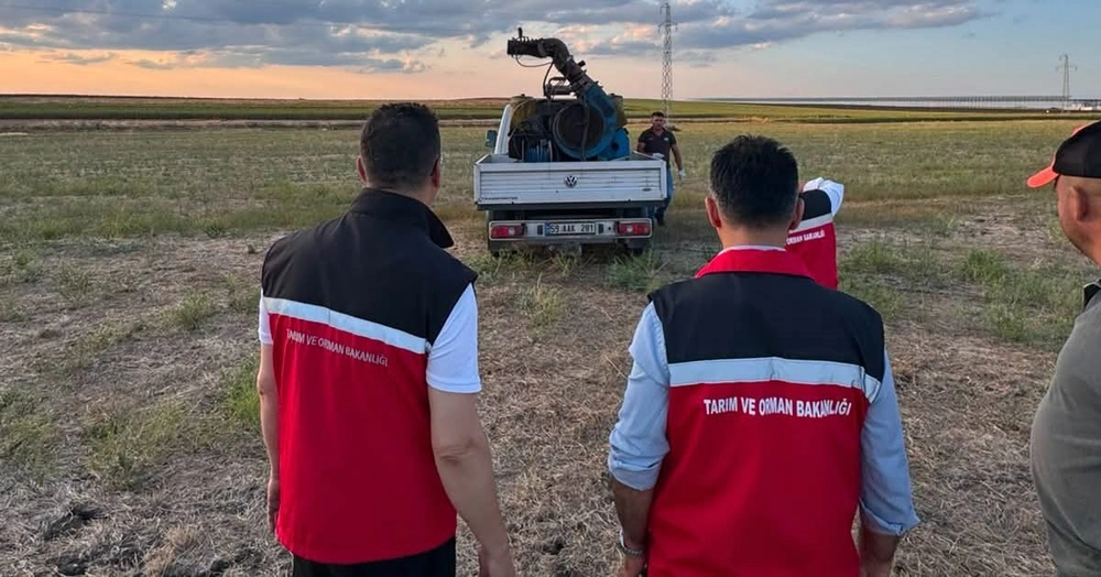 Çekirge üreme alanları ilaçlandı
