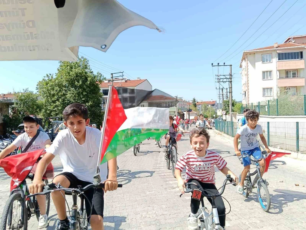 Yenice'de Gazze Farkındalık Bisiklet Turu Düzenlendi