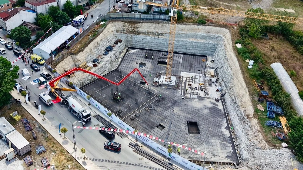 Arnavutköy'de Kentsel Dönüşüm Hız Kesmeden Devam Ediyor