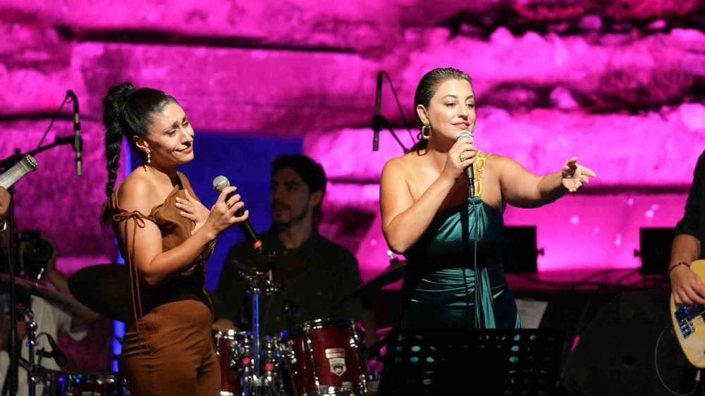 Uluslararası Bursa Festivali'nde Tarihi Tiyatroda Müzik Ziyafeti