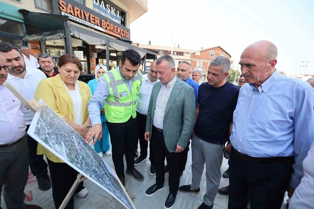 Büyükakın Çayırova'da İncelemelerde Bulundu, Esnafla Bir Araya Geldi