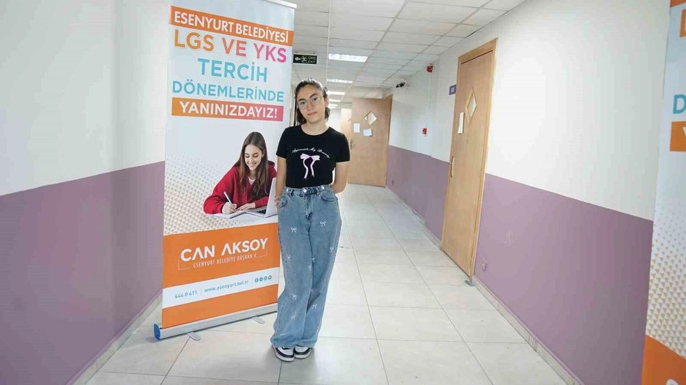 Esenyurt Belediyesi’nin Ücretsiz Kurslarıyla Öğrenciler Başarıya Ulaştı