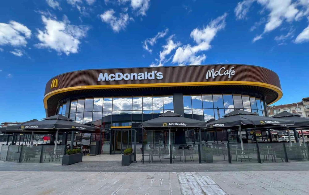 McDonald's Türkiye 2 bin 350 kişiye daha istihdam sağladı