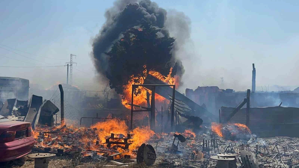Ergene'de Anız Yangını Çiftlikleri Vurdu: Samanlar Kül Oldu