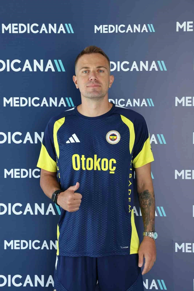 Fenerbahçe'de Mert Günok Şoku