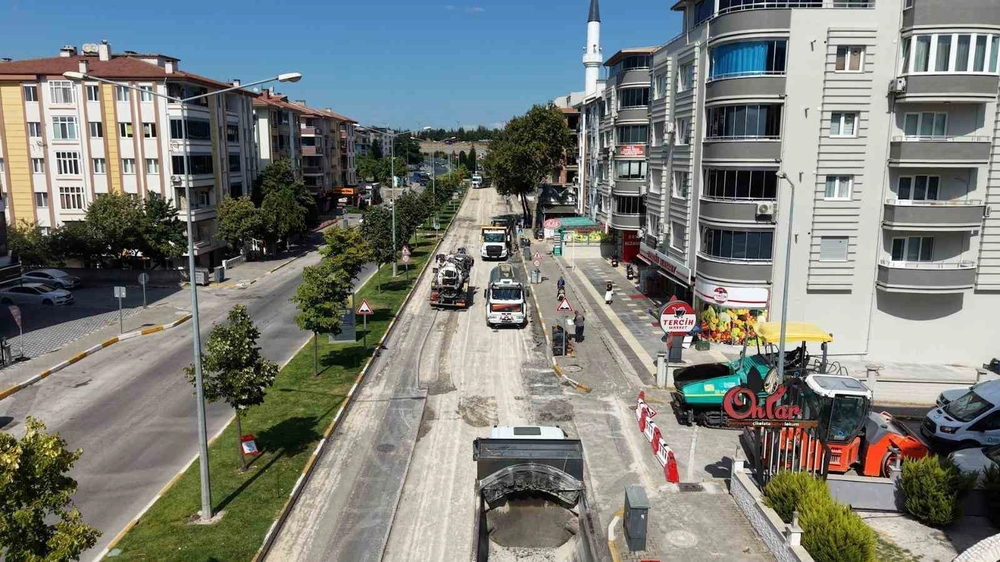 Balıkesir'de Savaştepe Caddesi Yenileniyor